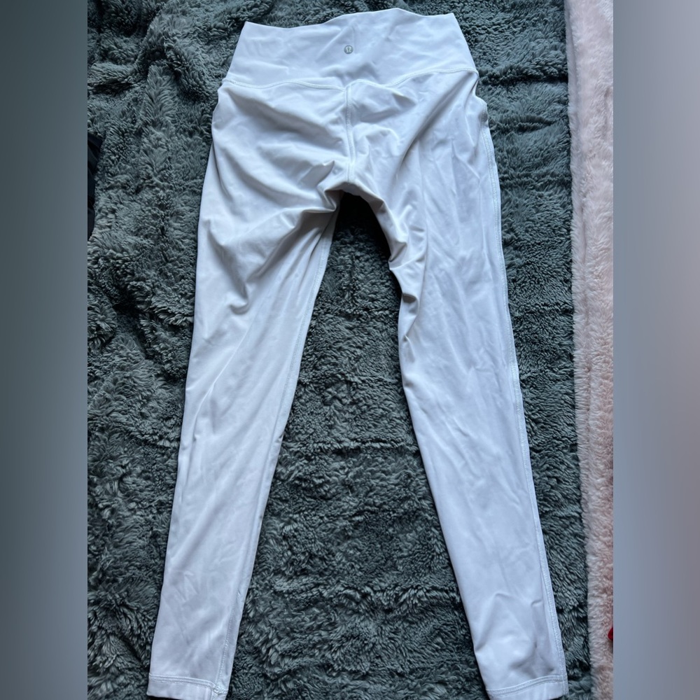 White LuluLemon Align Leggings